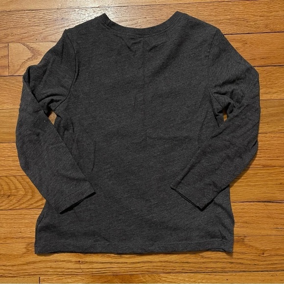 Old Navy | Dino Dark Gray Long Sleeve Shirt | Boy 4T - Picture 2 of 4